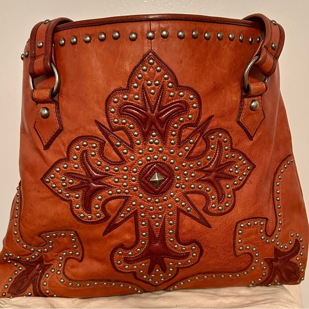 A Stunner!!!⭐️Studded & Embroidered Leather Cripple Creek large Tote! - Picture 2 of 11
